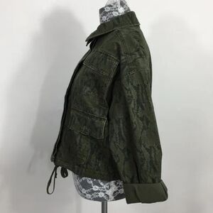 Express Women's Green Snakeskin Print Cropped Military Jacket